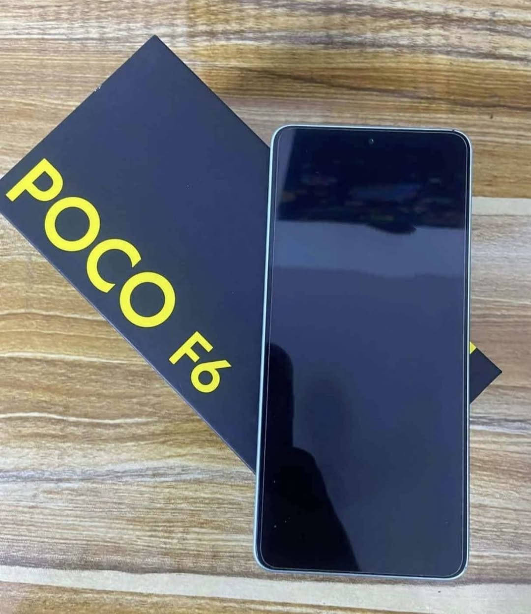 بوكو اف 6  الذاكرة  512  الرام 12   الملحقات كامله  النظافه 97 ٪
السعر 350 الف


**إذا كنت صاحب هذا الإعلان وتريد حذفه لأي سبب، رجاءا أرسل رسالة إلى الدعم الفني**