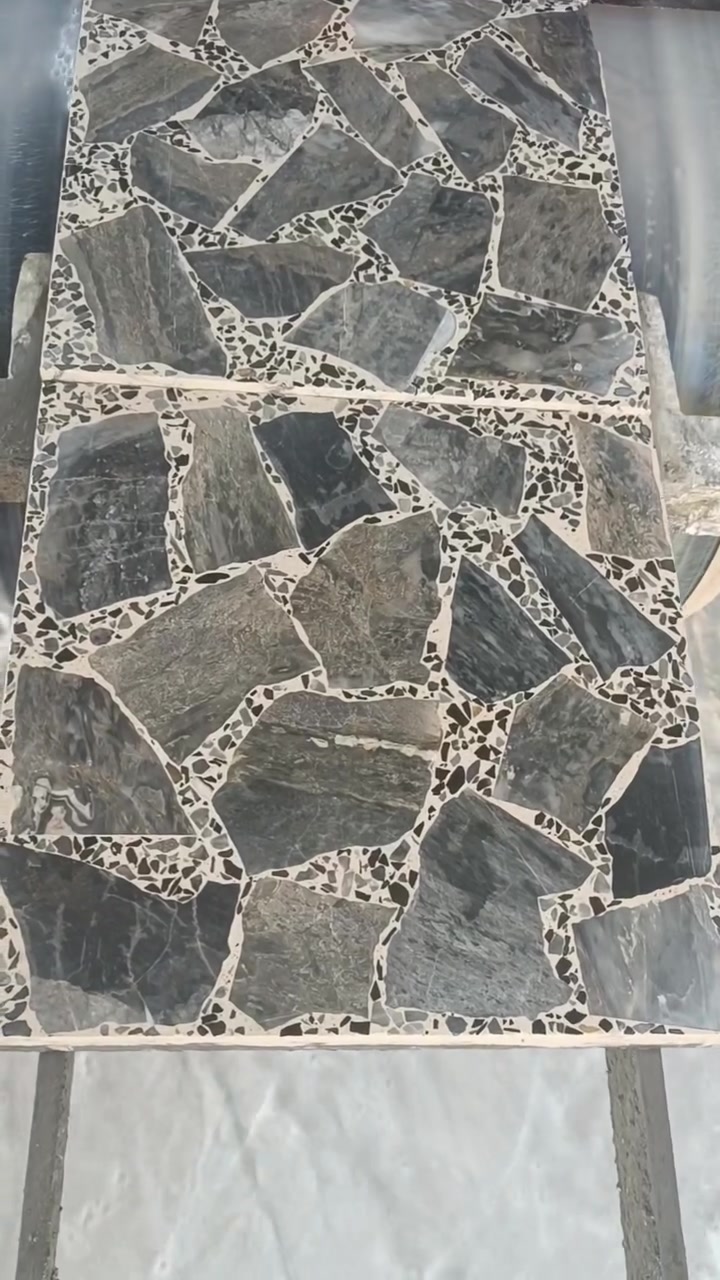معمل الفاروق الأوتوماتيكي 🧱
​نقدم لكم أجود أنواع الكاشي والموزائيك في الموصل، بتصاميم حديثة وجودة عالية:
​✅ كاشي بمختلف الأنواع والألوان.
​✅ انتاج الكاشي الموزائيك ومطعم بالمرمر 
✅باحدث المكائين الايطاليه 
✅اجود انواع المواد الخام
​✅ إنتاج آلي دقيق لضمان المتانة والجمال.
✅اجود انواع الاسمنت التركي والسعودي
✅كاشي مطعم رصاصي 30×30     40×40
​📍 الموقع: الموصل - الملوثة (الجانب الأيمن).
📞 للحجز والاستفسار: *********** | ***********
