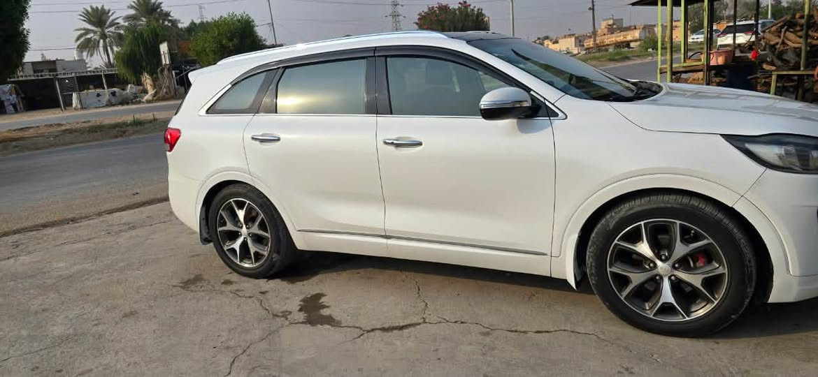 كيا ‎سورنتو SX للبيع
‎فول مواصفات v6 

 السياره ماشيه 100ml

‎1. بانوراما

‎2.شاشه كبيره GPS

‎3.بصمه تشغيل وأبواب 

‎4.صندوق كهرباء 

‎5. كشنات جلد 

‎6. خزن ميموري للكشن 

‎7.رادار امامي 

‎8. رادار جانبي نقطه عمياء  

9خمس كامرات 

‎10. صندوق ذكي 

‎11. حساس خلفي 

‎13. 7راكب 

‎14. تبريد 3قطع 

‎15. ليد نهاري 

‎16. شعار ضوئي دواسه الباب 

‎17. كشنات امامي كهرباء 

‎18. اشاره ترحيب ابواب 

‎19. بردات خلفيه 

‎20.تدفئه تبريد كشنات 

‎24. تحديد مسار 🛣

‎25. كروس سرعه 

‎26.  منفذ شحن 115v 

‎27. اوتو هولد 

‎28. ثلاث وضعيات قياده 

‎29. مري قلاب

‎وبعد بيه هواي مواصفات 

رقم دولي مميز تحويل ثاني يوم هزه جديده

حادثه  كما موضح في الصوره 

مكان سياره بابل المسيب 

ا‎سياره جاهزه

رقم صاحب سيارة ***********
