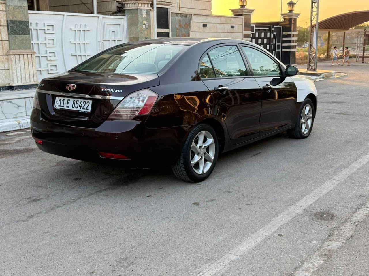 جيلي ام گراند موديل 2013 كفاله عامه من الصبغ والضربه مكينه گير كورولا 1800 تحوير جديد سياره جاهزه بدون نقص السعر 58 بيها مجال بسيط بيع اومراوس حسب القناعه للاستفسار *********** بغداد حي الرساله الثانيه
