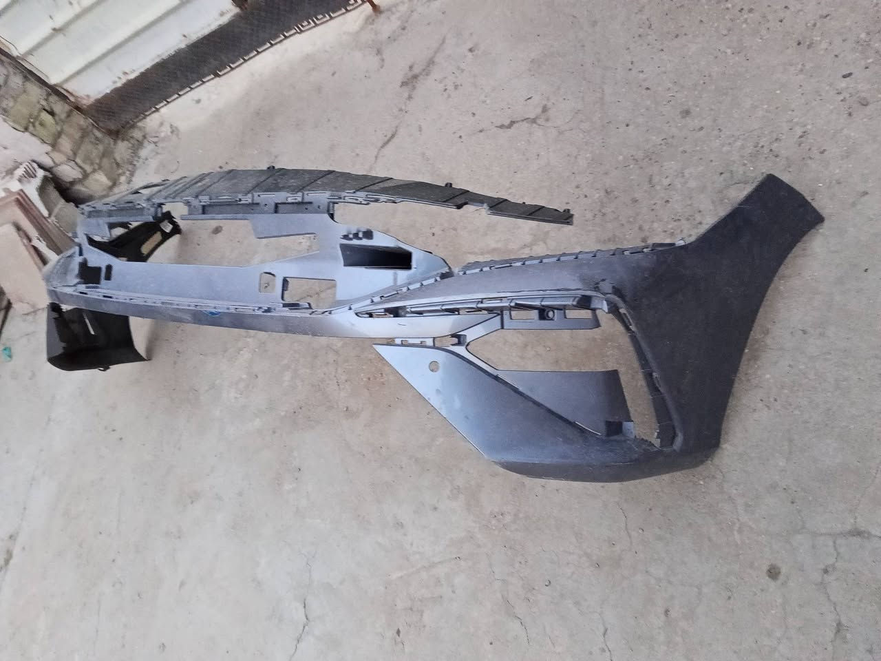 هيكل دعاميه امامي لنترا 2024 للبيع السعر 35 الف مكان بغداد الدوره
للتواصل ***********
