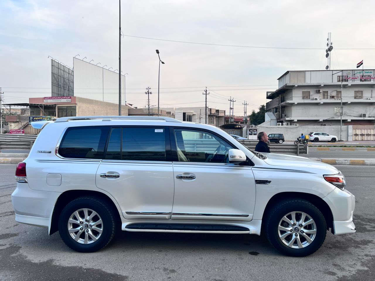 الاندكروز موديل ٢٠١٠ كفاله سياره محرك ٨ موصفات الكزز فول واحد على واحد البيع المكان الفلوجه 

***********

السعر ٣٢٥ بيه مجال بصيط
