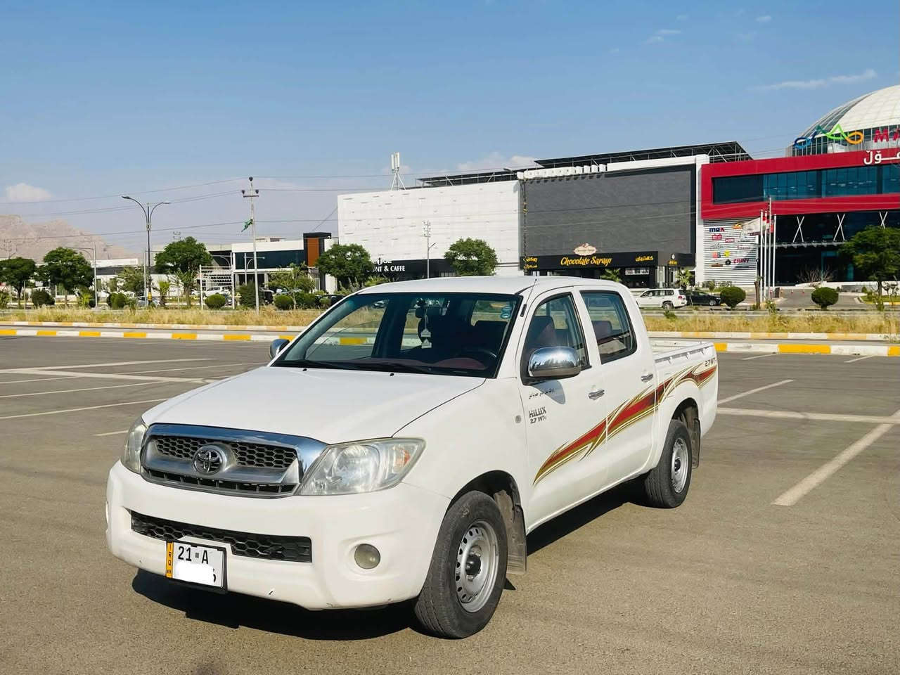مەرزیە ٢٠١١ پارچە رەش لەسەر ساخی بێ لێدران ١٨٠ هەزار رۆشتوە باناوی خۆمانە گێرو مەکینە بەشەرت نوقستانی نیە 

*********** رانية, السليمانية
