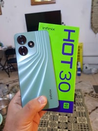 انفنكس هوت ٣٠ • ٢٥٦ • رام ٨+٨