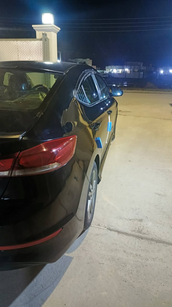 يالله السلام عليكم
هونداي النترا  

امريكي 

موديل 2018  نضيفه 

كير عادي  معروضه 105 او بيهه مجال بصيط 

 رقم ***********
