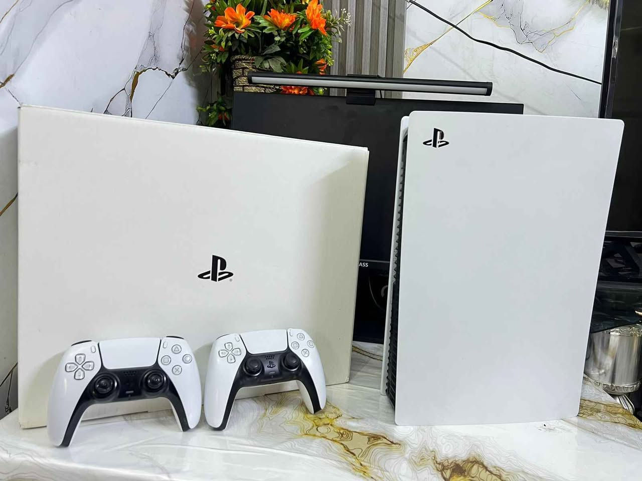 السلام عليكم بلي 5 فات
قطعه كلش نضيفه 
كامل ملحقات كارتون + كيبلات
2 جوستك اصلي
الجهاز شغال وابيعلك عل فحص قبل متاخذه 
غير داخل صيانه وموجود ستيكر الضمان داخل الصور
السعر 625  مكاني بغداد واكو توصيل بغداد, العراق


**إذا كنت صاحب هذا الإعلان وتريد حذفه لأي سبب، رجاءا أرسل رسالة إلى الدعم الفني**