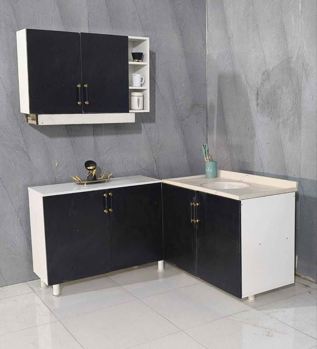 كاونتر خشب mdf
قياس متر 
وسنك متر 
ملحق متر 
هيكل Mdf. 

ارتفاع سنك 82 سنتيم مع مرمرة 
عرض سنك متر 
عمق سنك 50 سنتيم 

ارتفاع ملحق 70 سنتيم 
عرض ملحق مت
عمق ملحق 30 سنتيم البصرة, العراق


**إذا كنت صاحب هذا الإعلان وتريد حذفه لأي سبب، رجاءا أرسل رسالة إلى الدعم الفني**