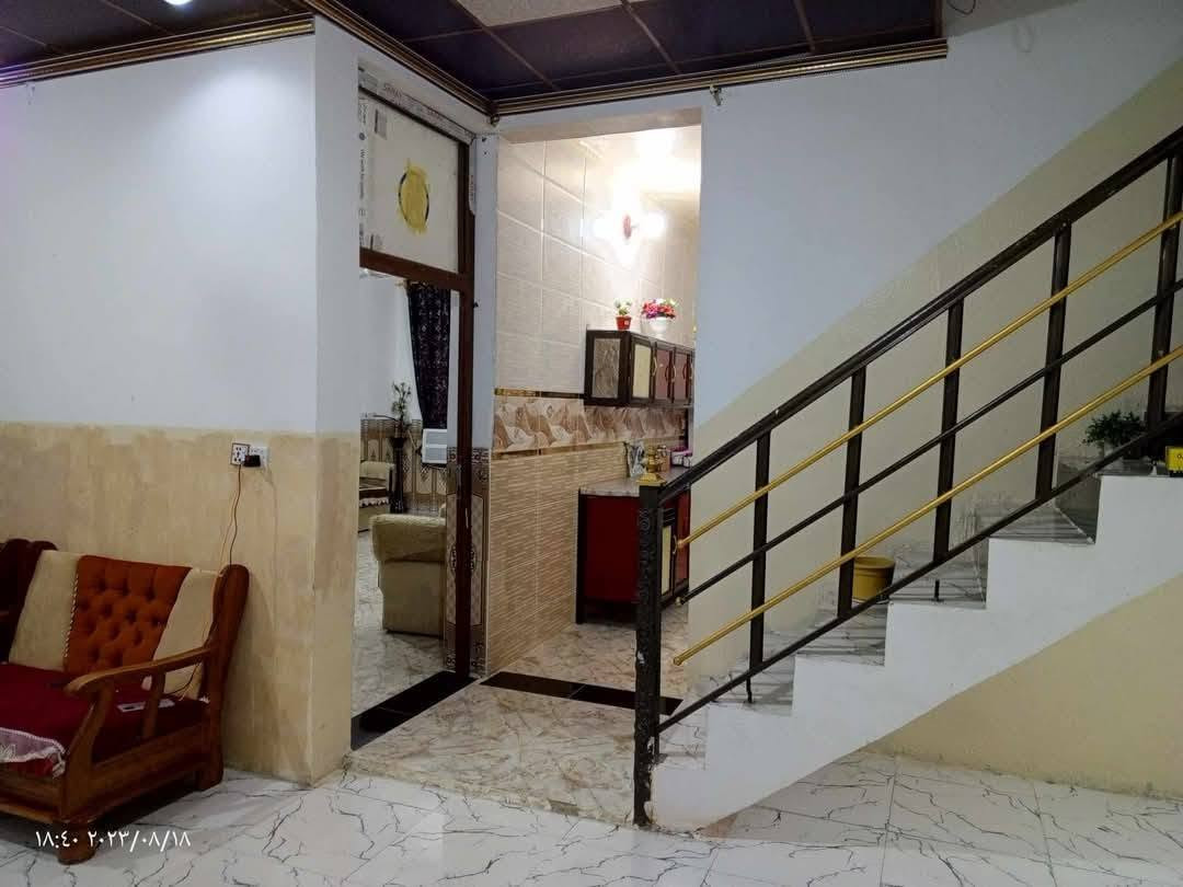 دار للبيع مساحة 240 زراعي ام العضام قرب جامع سبل السلام للاستفسار ***********للاستفسار
