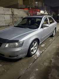 سوناتا • ٢٠٠٨ • حادث امامي