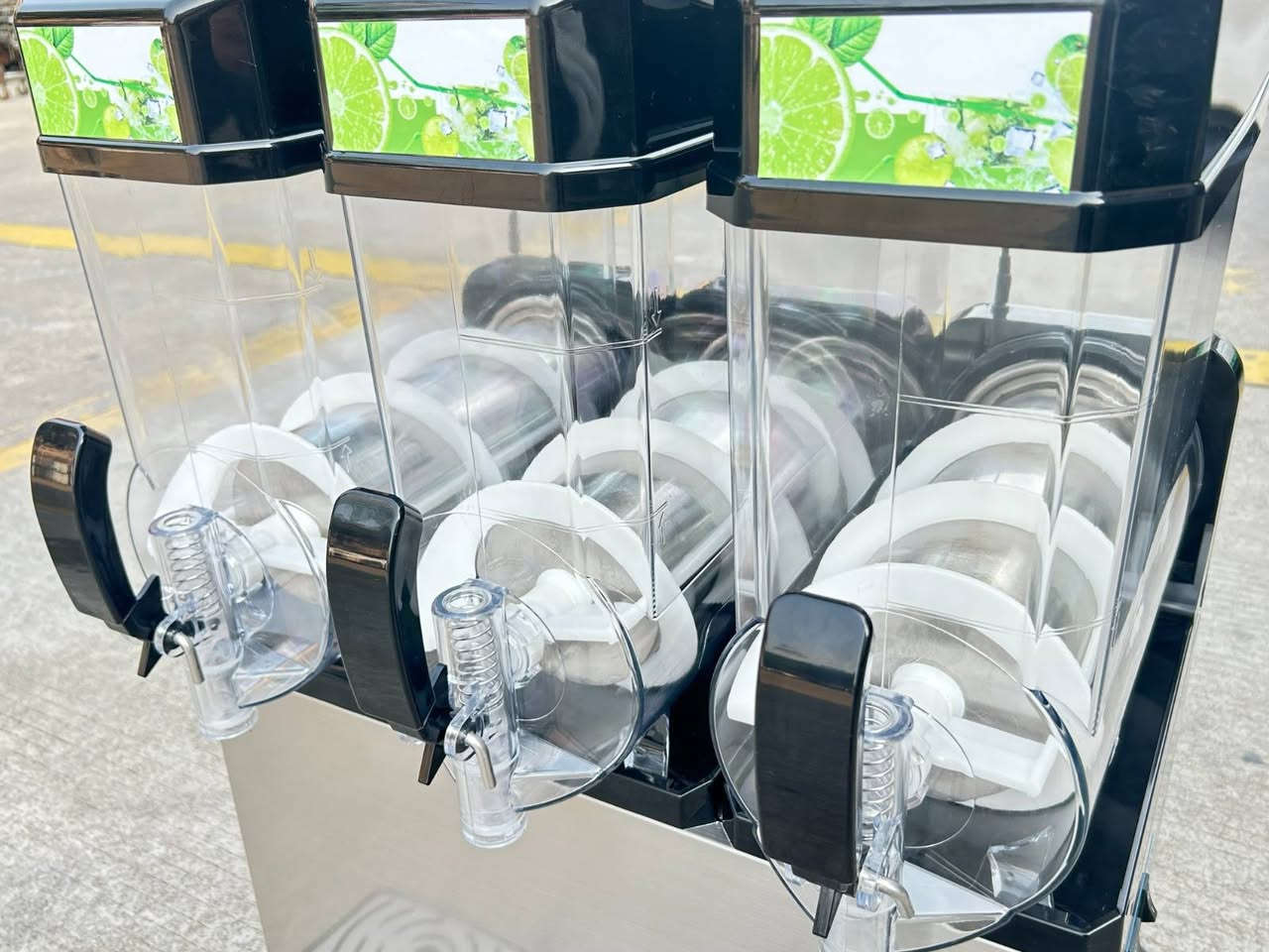 جهاز ازبري احوض 3
نظافه 90% 
شرط الشغل والفحص 
***********
