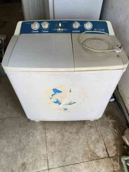 غساله كامله نضيفه عل فحص شغاله سعرها ٧٥بيها مجال. العنوان الديوانيه بدايه شارع سالم
***********
ذوالفقار الموسوي
