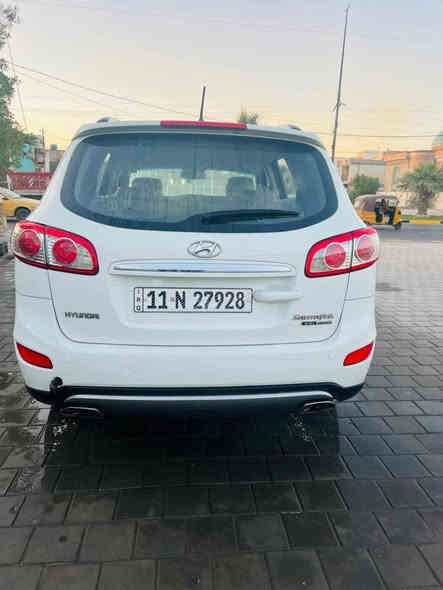 السلام عليكم سنتافيه 2012 خليجي سته سلندر سبعه راكب نظيفه جدن مكفوله من صبوغ وضربه عده كم رصعه بل قماره رقم بغداد نكليزي بسمه مكان بغداد حي اور رقم *********** سعر 165وبيه مجال
