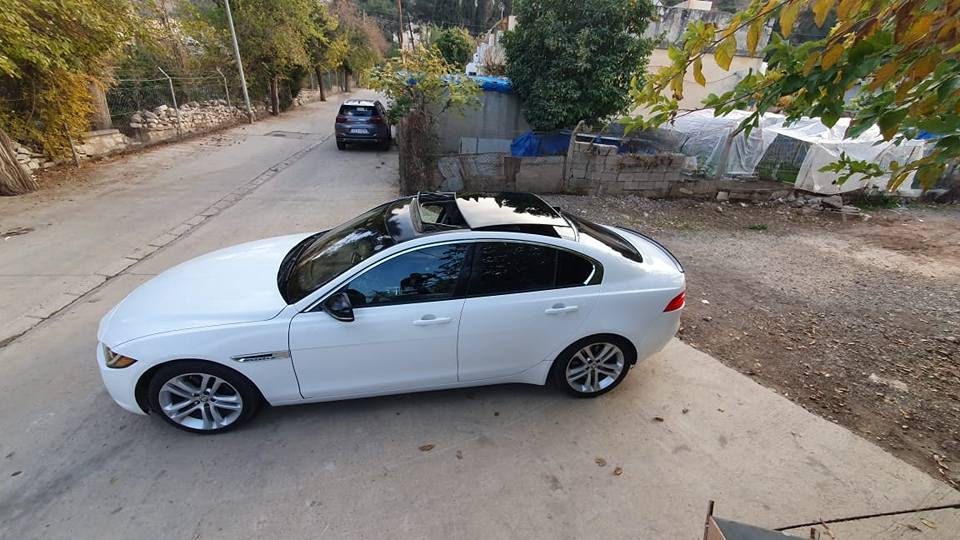 مۆدێلی ٢٠١٧ فول مواسەفات XE
چەمەلەغی سەکن و دەرگای سەکن کلێرە
تەنها دوو بست لە هیلالی دوای سایەق بۆیاغە
٧٤ هەزار مایل ڕۆیشتوە
سەنەوی و ژینگەی تازەیە تا ساڵی ٢٠٣٠ 
بەناوی خۆمەوەیە
مەکینەی ٤ پستۆنە، ٢٠ تۆربۆ
سعری ١١٨ وەرەقە  قفل قفل
شوێنم دوکانی سیاحی دخان, السليمانية


**إذا كنت صاحب هذا الإعلان وتريد حذفه لأي سبب، رجاءا أرسل رسالة إلى الدعم الفني**