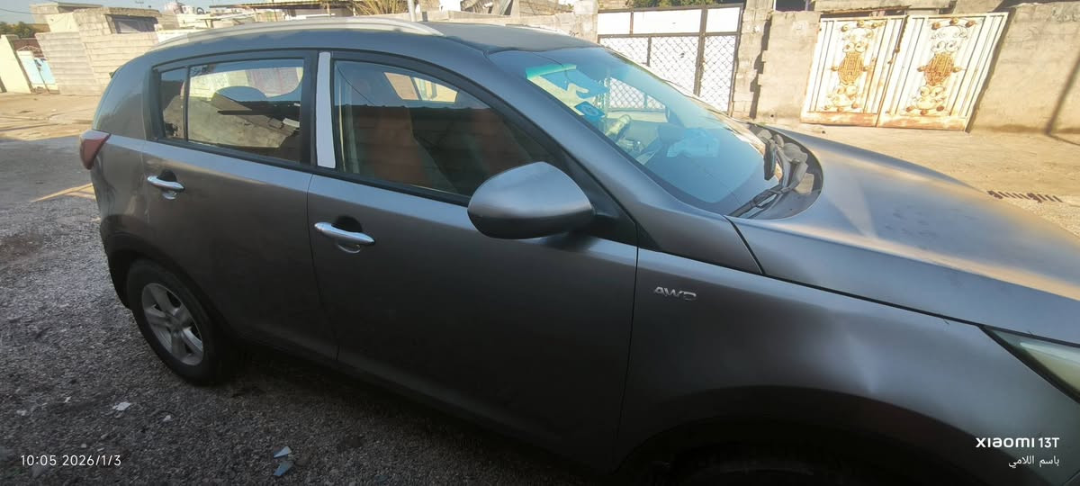 كيا سبورتج موديل 2016 وارد خليجي محرك 2400 دوش ماشيه 194 سيارة نظيفة تحكم ستيرن بيه جاملخ الخلفي صبغ والقماره جارده فقط السعر 130 وبيه مجال 
رقمي الاسيا ***********

رقمي الاثير *********** شراي يتصل
