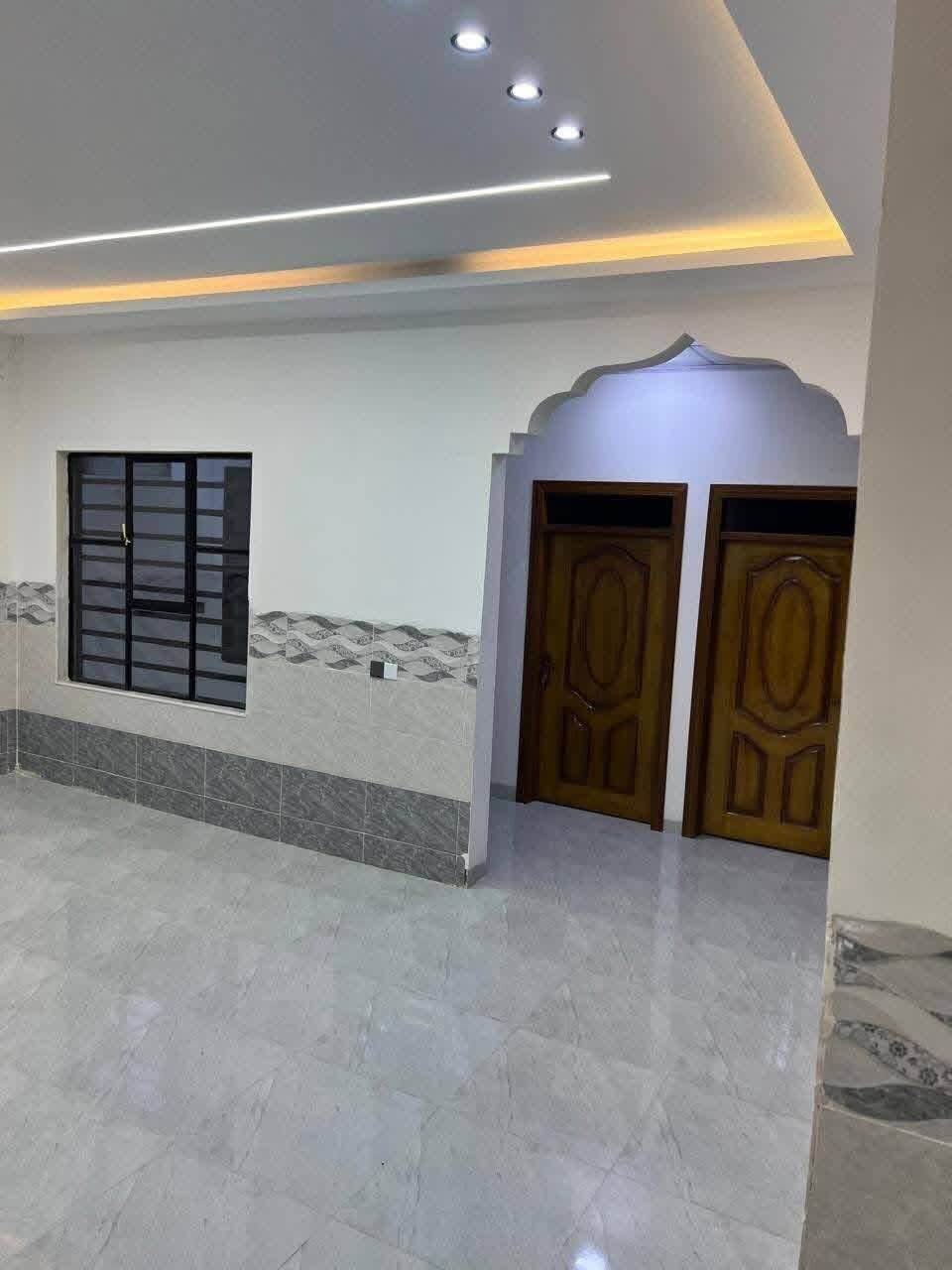 🏠 بيت للبيع في الموصل حي الملايين الثانية تقطيع  ♦️

 ✅ الملك مساحه 180 م واجهة 9 م سند زراعي حق ♦️

👌تصرف بناء حديث خدمات مايو الكهرب تبليط ---   ♦️

   يحتوي البيت  على (6) غرف نوم هول عدد 2/////   ♦️

🛀 صحيات عدد 2 استقبال مطبخ كراج صحيات خارجية  

💥💵سعر جدا جدا مناسب للاستفسار اكثر اتصال على ♦️     

              ☎️ الارقام او مراسلة الصفحة 📩 

واتساب +*********** 📱 ‭٠٧٧٠ ١٦٩ ١٣٢٦‬ Singapore
