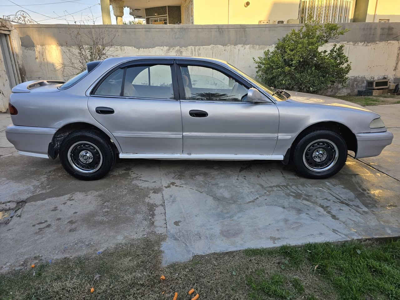 السلام عليكم هونداي سوناتا موديل 94 رقم ديالى كير اوتوماتيك مكينه مفتوح مصبوغه عام بدون اي ضربه صدر جديد تايرات ٤ جديد كهربائيات كلهه شغاله دوشمه كامله ارضيه وكشنات السعر ٤٥ ورقه وبيهه مجال *********** بي واتس اب
