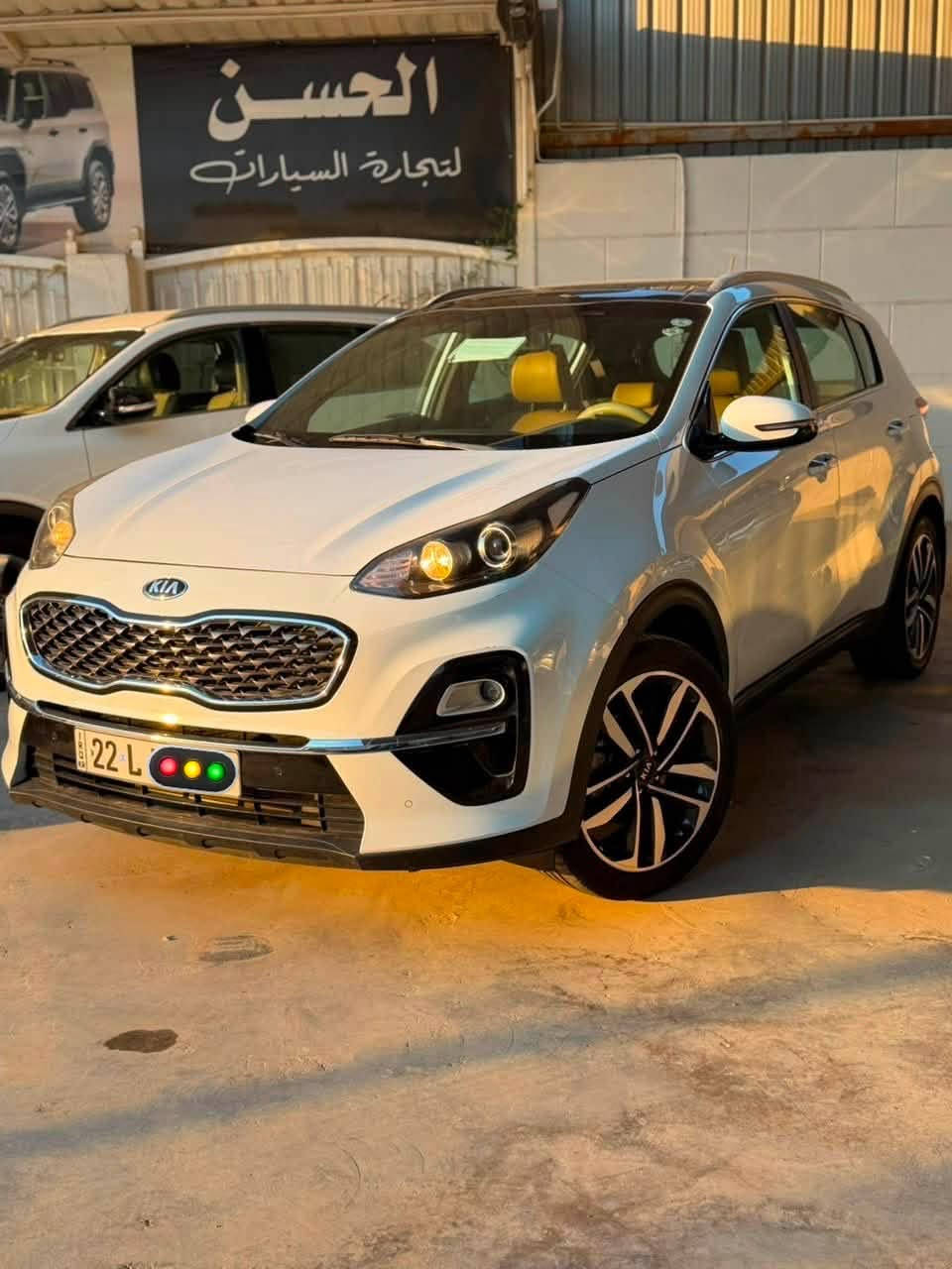 الحسن لتجارة السيارات 

العنوان واسط الزبيدية 

كيا سبورتج 2020 فول مواصفات 
رقم اربيل سنويه جديده 
ماشيه 100 الف 

بنورما / كشنات كهرباء 
مري شفط / حساس امامي خلفي 
بصمه تشغيل / ويل 20 

سياره مكفوله عدا بارد بسيط مكان واحد

السعر 205$ 

***********

عبدالله وليد القريشي
