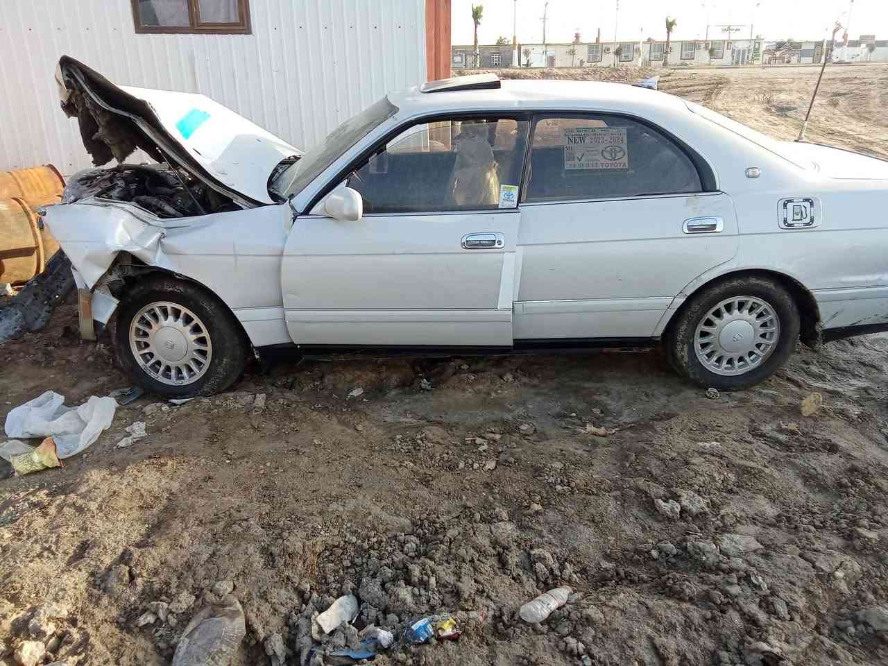 السلام عليكم سياره بطره رقم بصره
مكفوله قبل المكان سماوه للستفار***********
