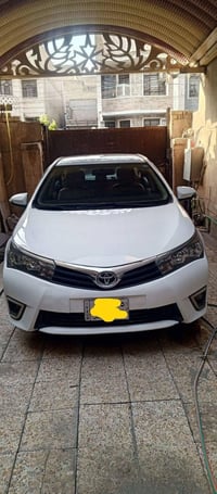 كورلا 2015 ( رقم بغداد) خليجي شركة عامة محرك 1.6   ماشية 118 كيلو حقيق...