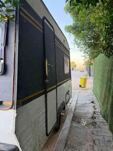 مطعم متنقل جاهز جيب مواد وبيع

مغلف ضد الحريق  
عرض مترتين 
طول تلث مترات ونص 
***********
