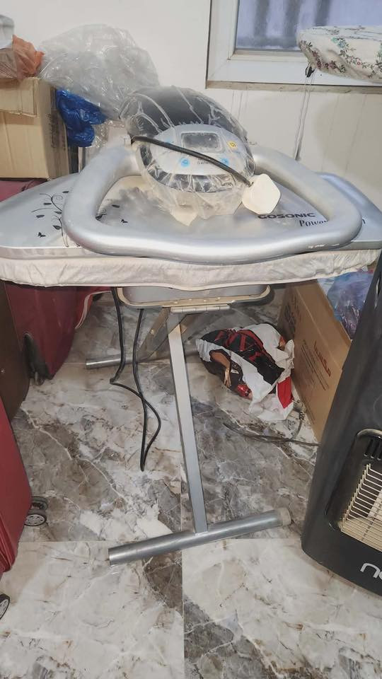 السلام عليكم عدنه اغراض مستعملة جديدات واكو بيهن استعمال قليل عنوانة خلف محطة حمورابي مقابيل المدهش جوه كل صوره التفاصيل والسعر 
***********
