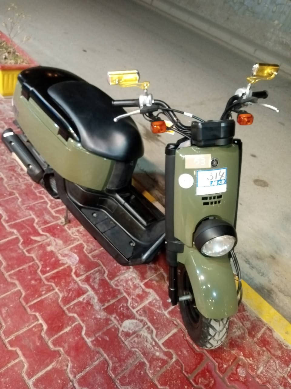 سلام عليكم دراجه للبيع بحالت وكالة سرعه 60 ***********
