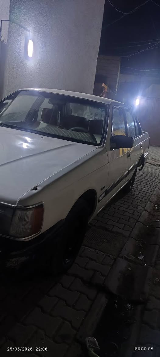 مازدة موديل 93 بسمي كير محرك مكفولات  رقم انكليزي  السيارة جاهزة  مكاني النجف  السعر 32 وبيهة مجال  
***********
