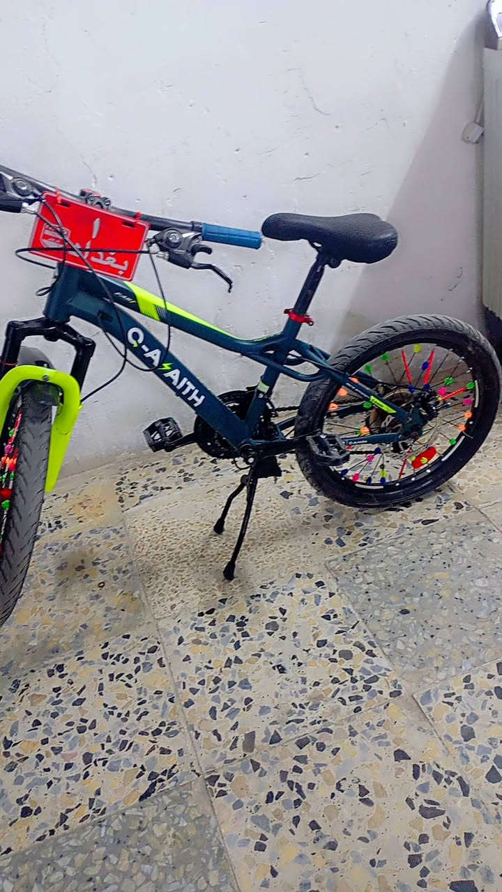 سلام عليكم بايسكل للبيع ياباني حجم 20 للبيع للتواصل راسلني خاص عقرب شغال 70 وبي مجال


**إذا كنت صاحب هذا الإعلان وتريد حذفه لأي سبب، رجاءا أرسل رسالة إلى الدعم الفني**