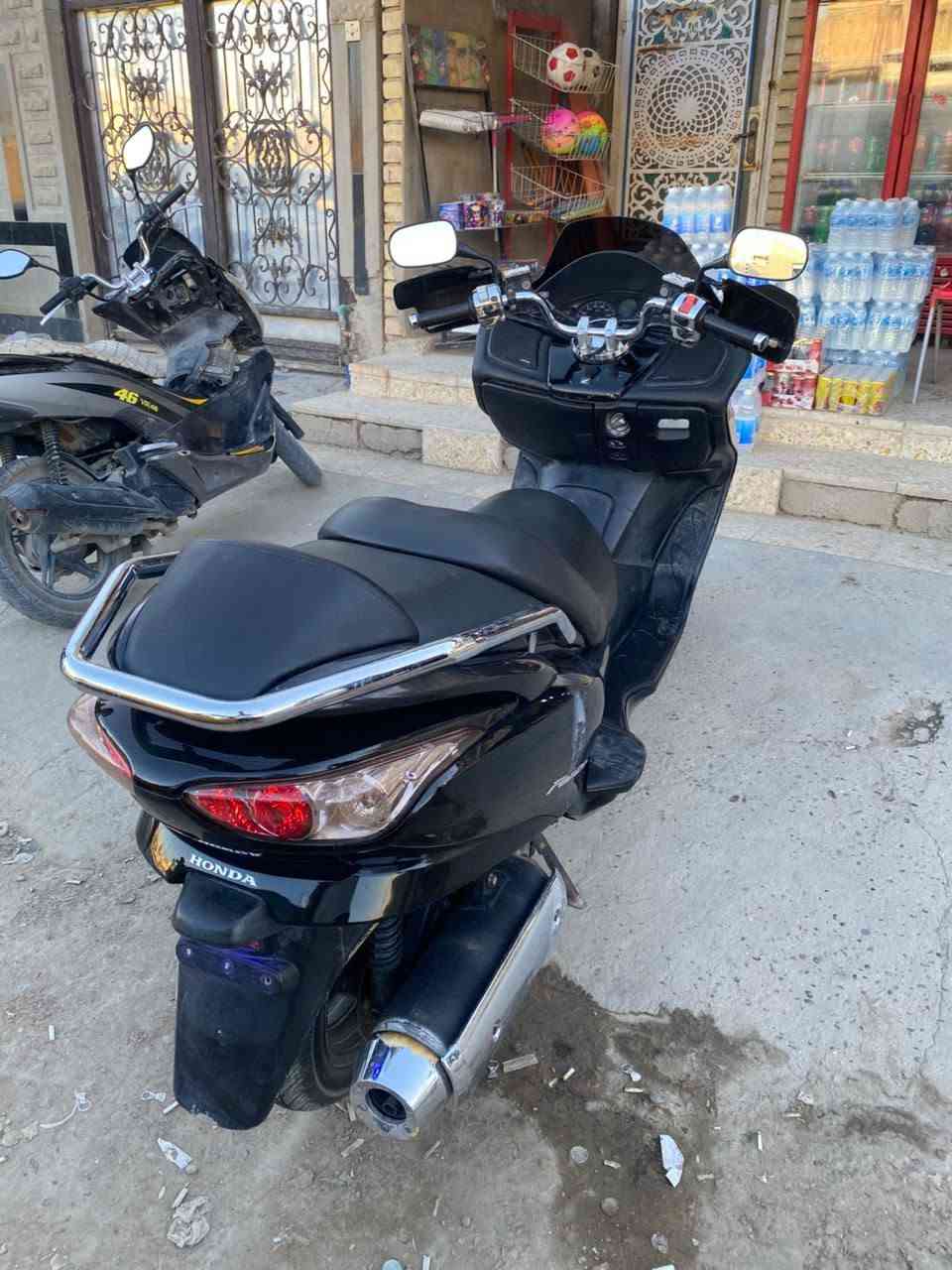 سلام عليكم فورزا 0.8 نضيفه الدراجة فول مواصفات عميه مبدل بيهه بس بستم وكفرات بلاديه دراجة خير من الله ويل وتاير خلفي جدد مكينه نشطه شوكت ماتجيهه نكرا بكل وكت
مكاني:سبع البور
رقمي:***********
السعر:مليون و١٠٠ وبيها مجال
