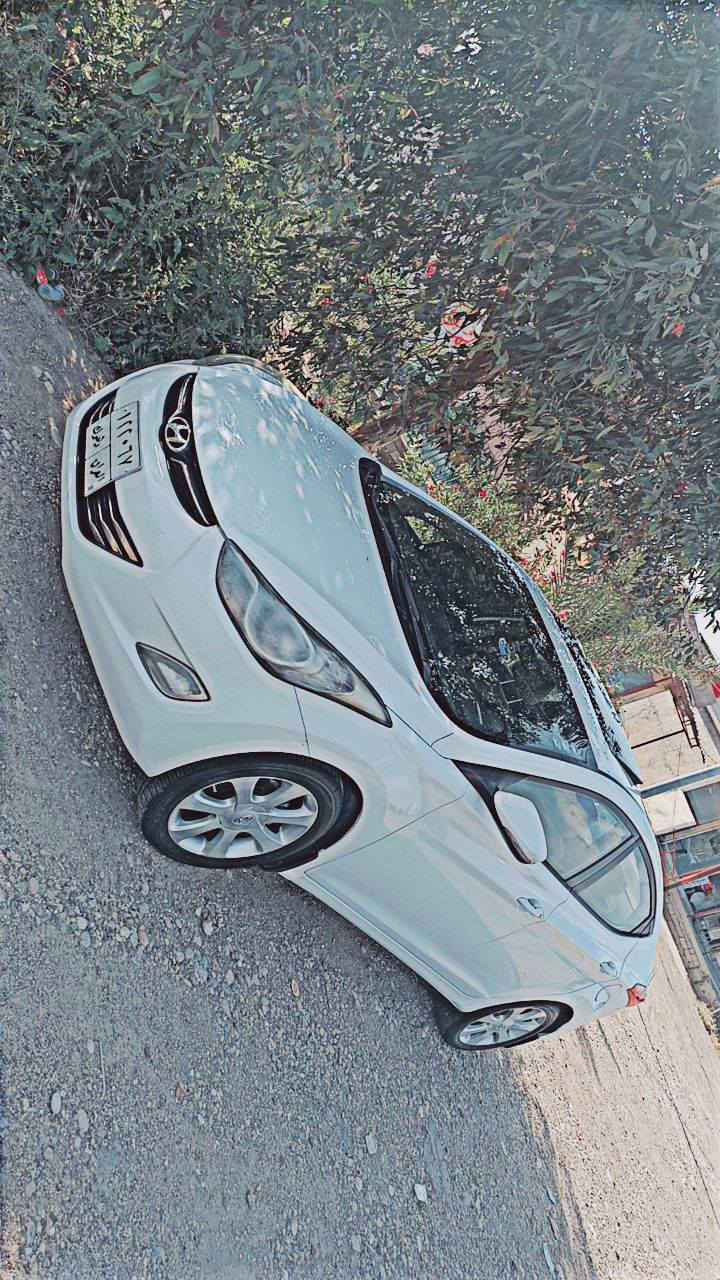 النتره خليجي  محرك مامفتوح  بيها جاملغ كدام يسار بدون دواخل ونص جاملغ خلفي يمين بدون دواخل  ***********
بيها ملاحذصات بارد
