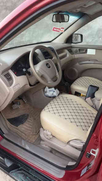 سلام عليكم

كيا سبورتج موديل 2009خليجي 

محرك ألفين المرغوب 

ويل كب  

رقم انكليزي تحويل ثاني يوم

حداديه جديده

كير ومحرك مكفولات

سعر 126مكاني بغداد الدوره ***********
