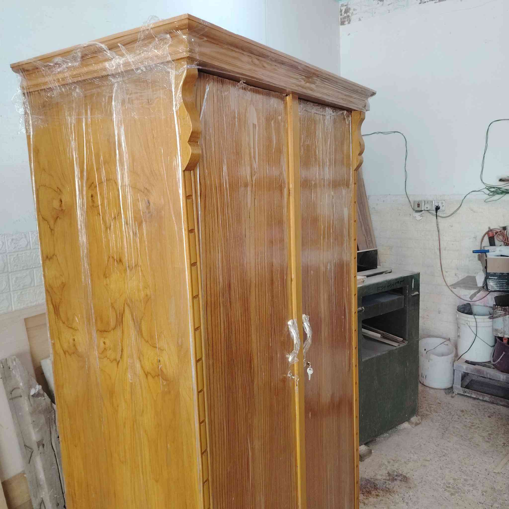 السلام عليكم أخي الكريم كنتور ٢ طلاكه للبيع السعر ٢٠٠ للتواصل واتساب ***********
