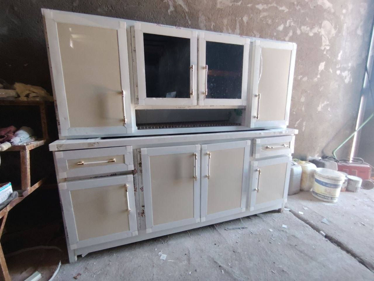 كاونتر قطعتين سنكي مستخدم

السعر 250 

واتساب 
***********
