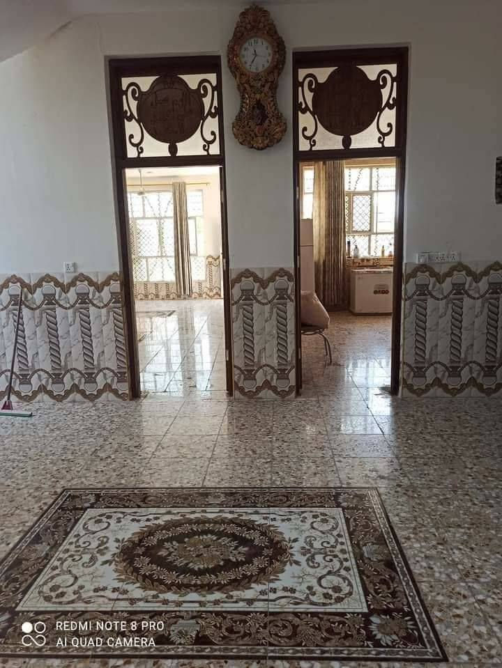 بيت للايجار  سعر ٢٧٥
مساحه ٣٠٠ متر 
موقع ( سياحي قريب على مقام محمد الباقر ع السلام وايضا قريب على بانزين خانة سياحي وجميع خدمات متوفره لديه 
رقم للإستفسار 
***********
