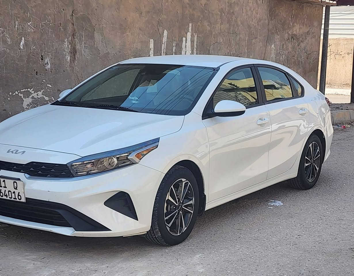 كيا فورتي موديل 2023
ماشيه 23000
نص فول
شاشه جبير
تحكم سترين
كامرة دوارة
رادار
مثبت سرعه
مثبت ستيرن
حادث سيارة دعاميه خلفيه وجبته بلاديه حتى بدون صبغ وبيه بارد كلش قليل بقبق جنطه
صور الحادث بلمنشور
مرقمه بغداد بسمي
سيارة جديد وممتعوبة ع ايدي 
استفسار اتصل ع رقم او ماسنجر
***********
مكاني كربلاء
كفاله عامه م̷ـــِْن كلشي
