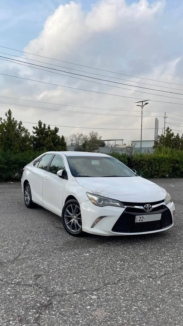 تويوتا كامرى 2015 ئێس ئى سبى به فرى
كير مه كينه ته بريد به شەرت
مواسه فاتى محروفه شاشه و كاميره كوشن جلد كوشن كاره با سىێ گێر گێر له سوكان سوکان فۆلیۆم و تحدید سورحەگيج نيو ديجتال ئاوينه
كاره با
سێ پارجه و نيو  كەميك تحدلى هەیه
به ناوى خۆمه
لەهه وليرم
نرخى / ١٣٩مه عامەلە
*********** أربيل, العراق
