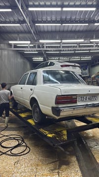 كورونا موديل ١٩٧٩ ابيض رقم بغداد جديد انكليزي بأسمي معمرة جديد حته الد...