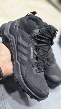 مقاس 42 • 26سم • غير مستعمل