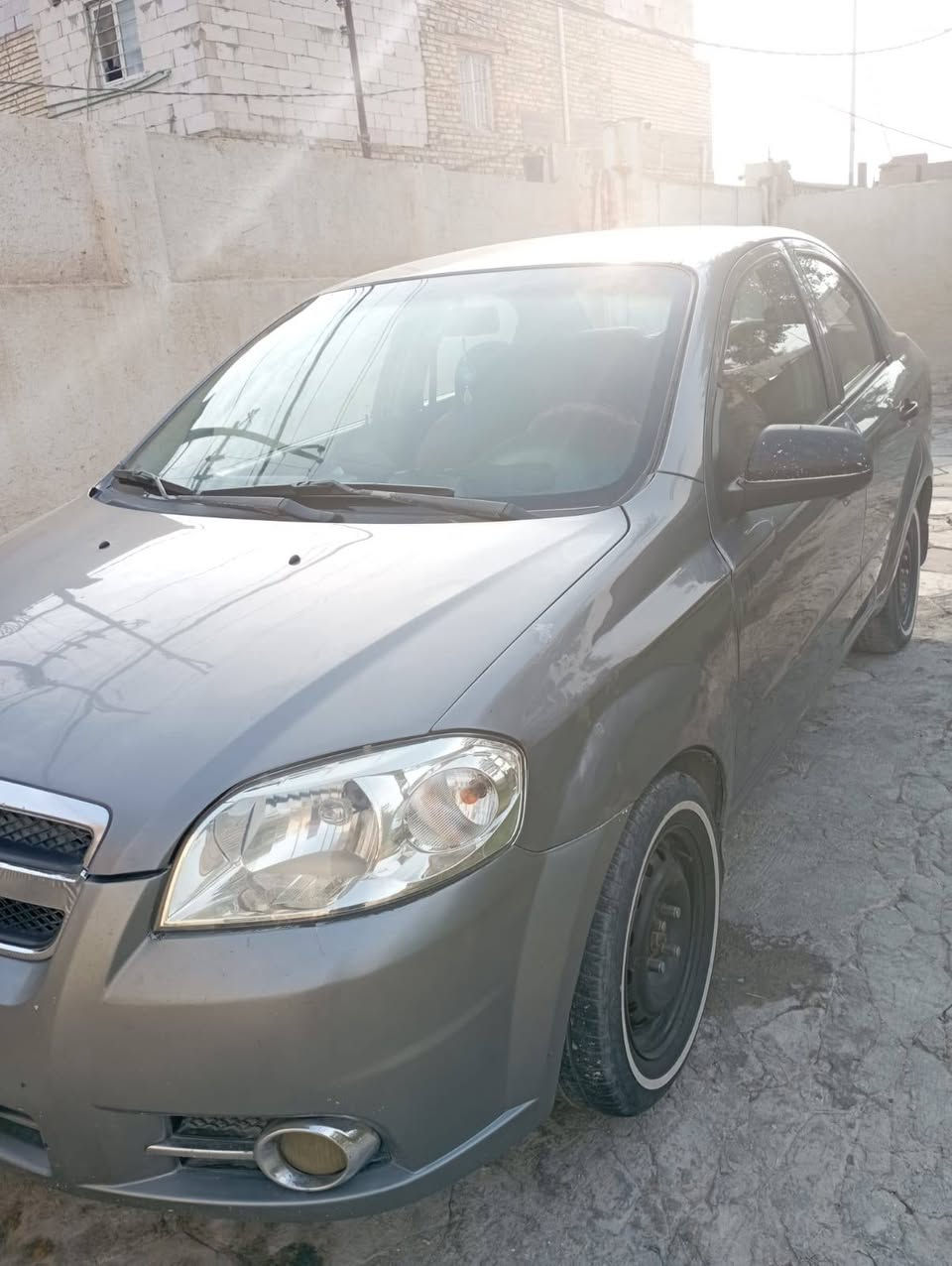 سلام عليكم افيو موديل 2009 رقم اربيل وكالة سياره مكفولة من الضربه دحجات بسيطه تبريد شغال مكينه 1600 سعر 57 وبيها مجال الاتصال ***********
