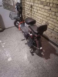 دراجه شحن جديده ستخدام قليل تفيد للمدارس وشغل سرعه 100 شحنه وحده تمشيك...