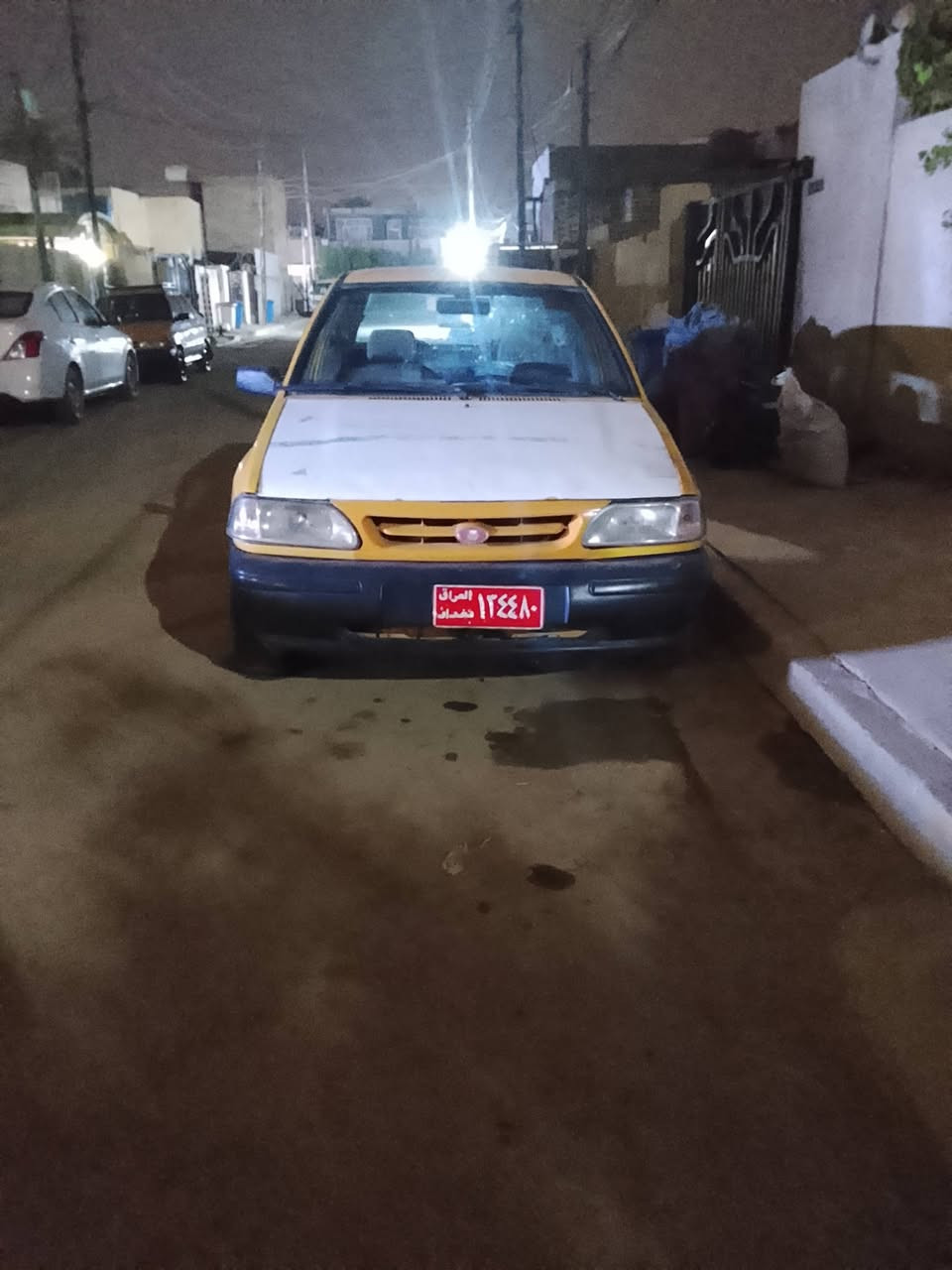 سياره سايبه للبيع ***********
