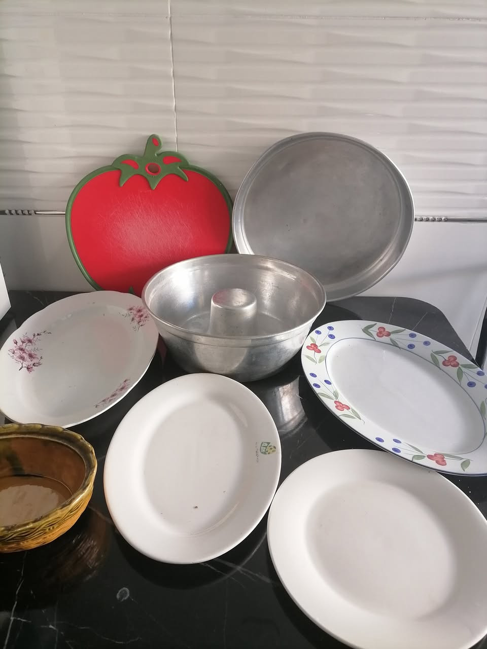 كلهم شلع ٤٠الف اغلبيتهم جدد 
ابلام عدد٣السعر ٧الاف
كوس ٦+كاسه كبيره +مواعين حجم صغير ٦ لون الابيض السعر ٨
كوس كبار شفافه عدد٢+مواعين شفافعه ٢ السعر ٨
قالب كيك حجم كبير فافون+تخته زلاطه+صينيه استيل السعر٥الاف
ساعه شغاله مابيه اي عيب +ايه قرانيه ١٥الف 
اربيل مقابيل فرمان بران قريب جسر بنصلاوه منطقه زاكروس


**إذا كنت صاحب هذا الإعلان وتريد حذفه لأي سبب، رجاءا أرسل رسالة إلى الدعم الفني**