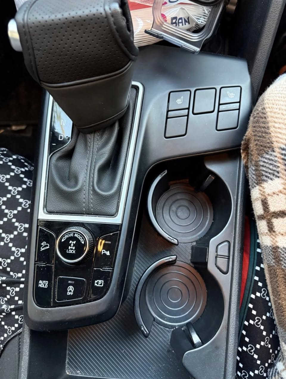 سبورتج وارد امريكي
مكينة٢٥٠٠ gdi
موديل٢٠٢٤
رقم اربيل بأسمي
ماشية ١٩
فور ويل
تدفئة كشنات
رادار تحديد مسار 
رادار مانع تصادم
اوتو هولد 
كاميرا دوارة 
حساسات خلفية
وضعيات قيادة
مثبت سرعة
مانع انزلاق
تبريد قطعتين
هند بريك بصمة
وبعد بيها مواصفات
حادثها موضح بالصورة فقط بارد بالبنيد وبارد بالجاملغ
وبيها باب السائق دبل كود من امريكا 
السيارة جديدة حيل 
السعر ١٩٥ ومجالها بسيط
مكانها بغدادحي الجامعة
***********
