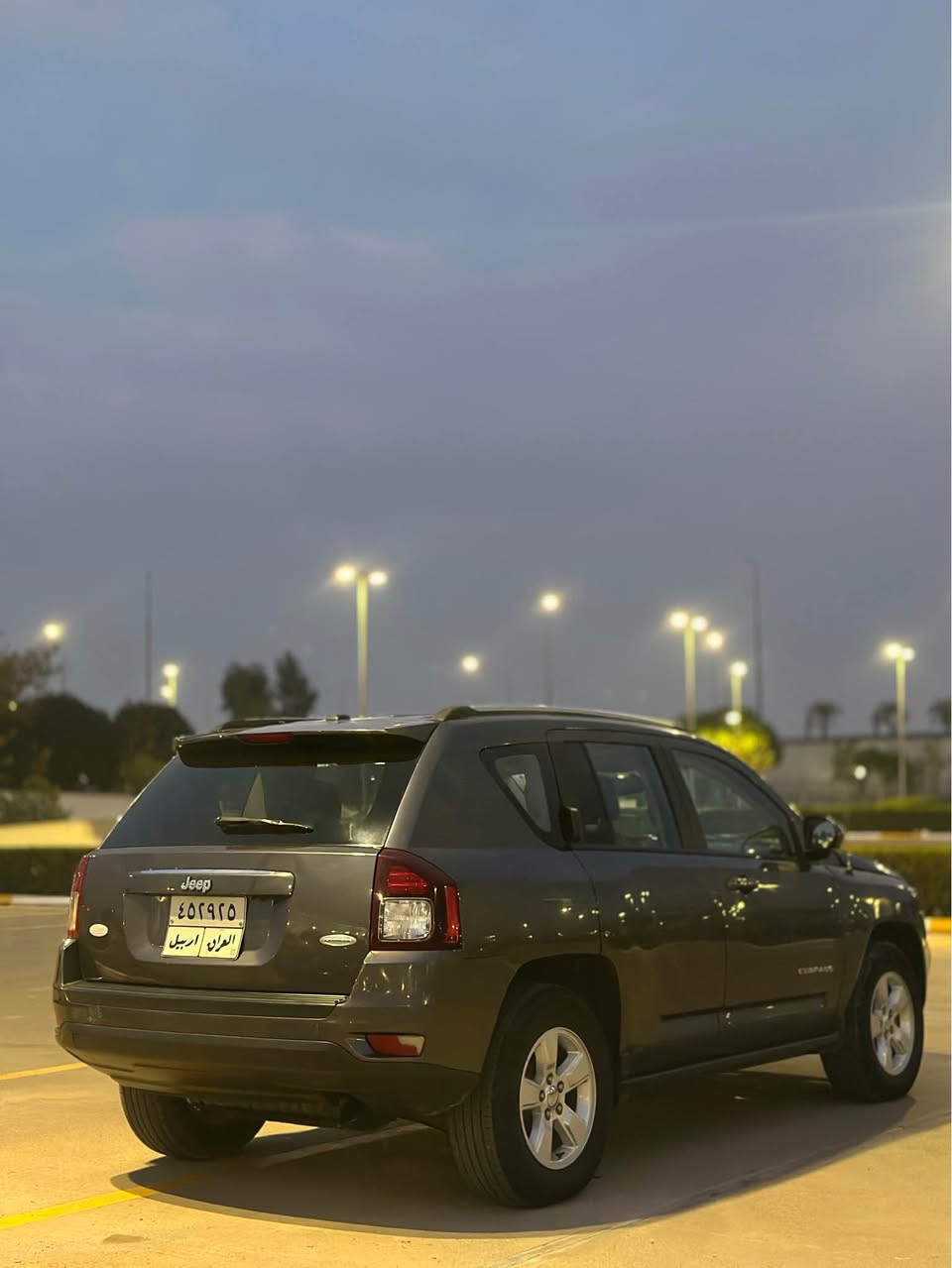 Jeep compas 2017
نرخ /٩٣$💵💵🔥🔥
2 پارجە بۆیاخ 
بێ ئارباگ
ئارباگی هیج نەتەقیە بەشەرت
یەک دینار مەسرەفی تێدانیە
هەموو گیانی بە شەرت
گۆڕینەوە دەکەم بەس بە مۆنیکا
***********
*********** أربيل, العراق
