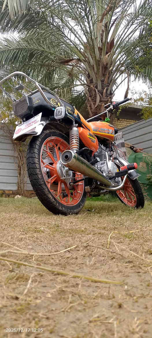 للبيع دراجه نوع سيفان موديل 25 اوراق كامله
مكينه 200cc
كلج عنبار
تشغيل عن بعد
حساس سرقه
بصمه 1 + سويج 1
صالنه كاتم
لون مييز برتقالي
MB3 بلادي
شاحن YBS خارجي
مانع صدمه امامي

مكاني بابل الهاشميه بيع مستعجل السعر 825 وبيها مجال
للاستفسار ***********
