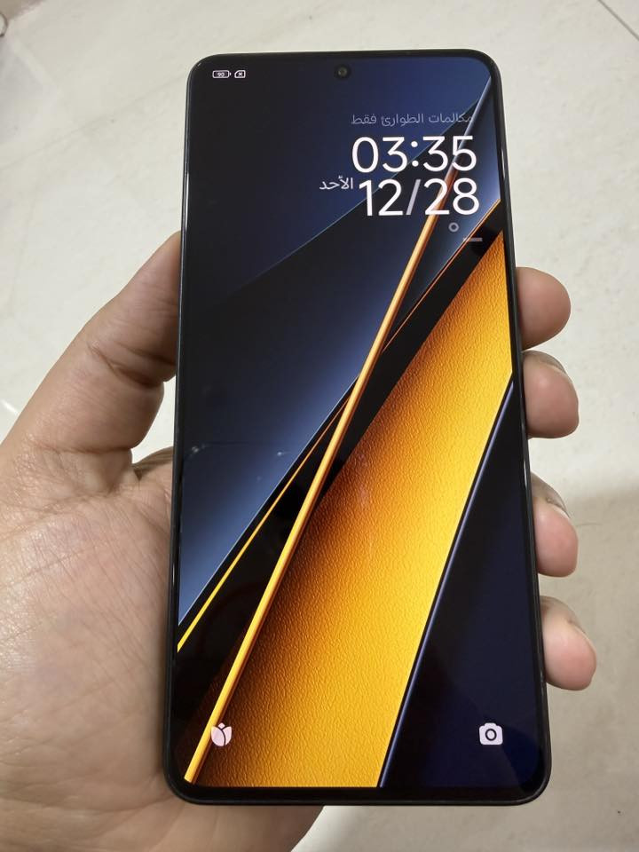 بوكو أكس 6 برو  …  ذاكرة 512 و رام  12  و يدعم 120 فريم ببجي نضيف و مكفول من الضرر و التصليح  .. وياه كارتونة و شاحنة الأصلية (  السعر  300 ألف )
 مكاني .. حلة حي نادر  - رقمي ***********  
أتصال و واتساب و ماسنجر عندي
