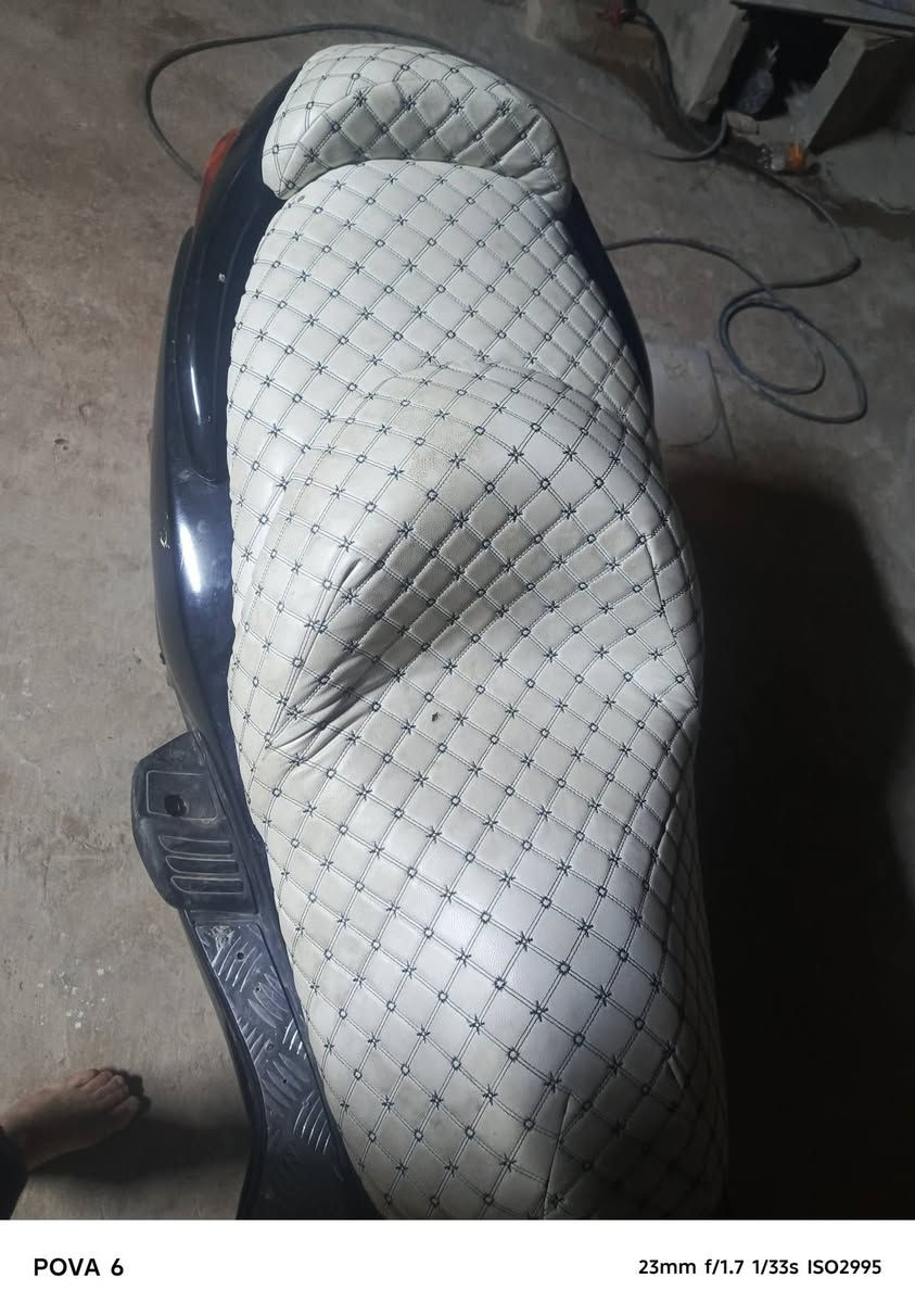 0.دراجة فورزا صفر ثمانيه(08)
1.دراجة نضيفه معنه الكلام
2.دراجة واضح مواضح اي نقوصات مابيها
3.+صالصه رياضي صوت حلو وليس عالي 
4.كلشي بيها شغال فقط الكير ملغي دوسه
كبل
5.اي وقت سلف واطلع 
6.شلعتها حلوه 
7.السعر 8 وبيها مجال بسبط الشراي
8.الرقم والاستفتسار ***********
