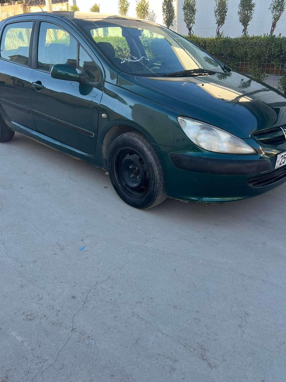 للبيع بيجوه رقم جديد كركوك سياره صبغ عام جماليه فقط بدون دواخل مكان سياره كركوك ***********
