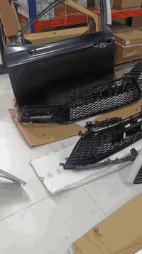 شركة عملاق السدير المتخصص ببيع الأدوات الاحتياطية للسيارات الوارد الصي...