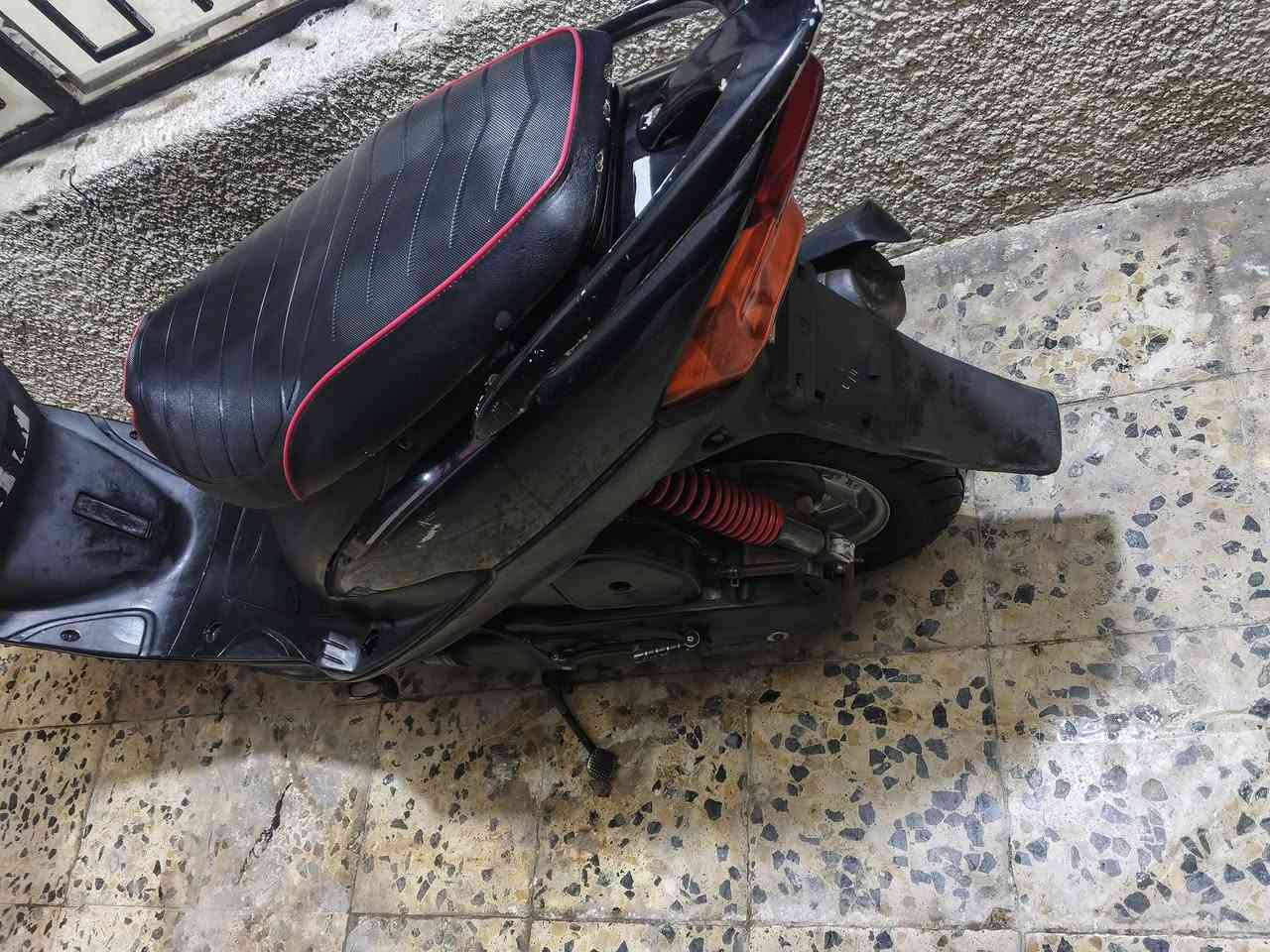 السلام عليكم دراجه للبيع ماكس عدله سعر 550 في مجال ***********
